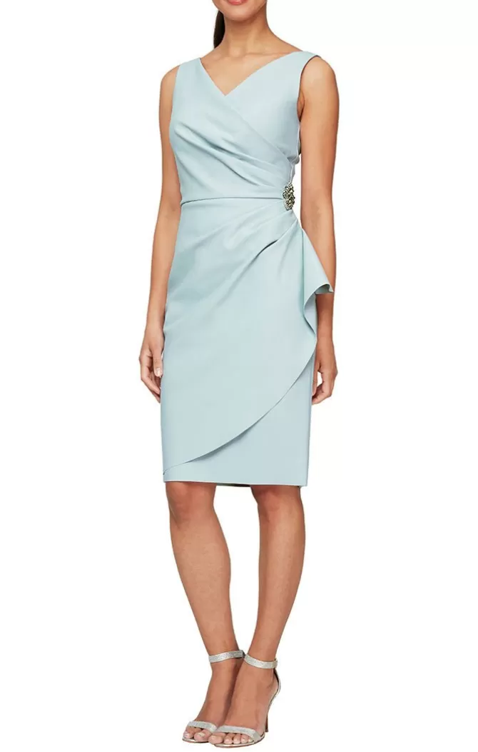 Women Alex Evenings Sleeveless Dresses*Compression Party Dress With Surplice Neckline & Embellishment At Hip