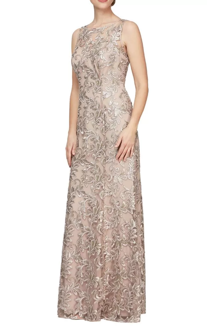 Women Alex Evenings Long*Embroidered Tulle Gown With Sweetheart Illusion Neckline & Matching Shawl