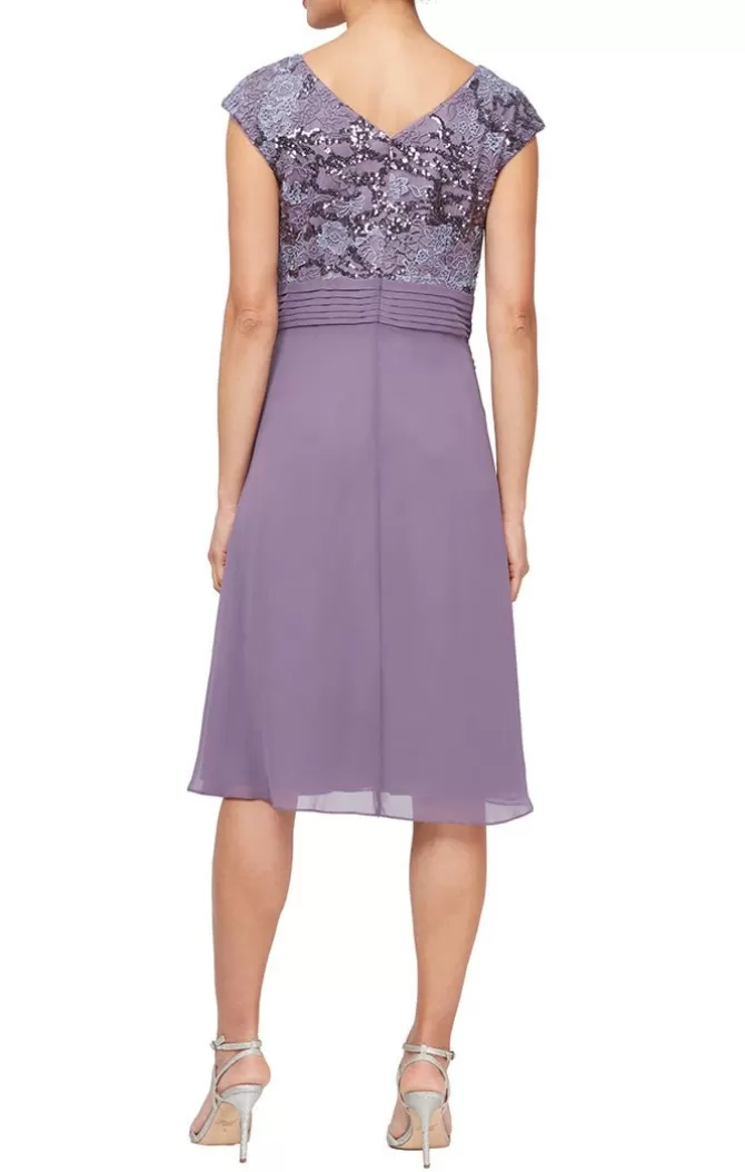 Women Alex Evenings Spring Collection*Short Embroidered A-Line Dress With Pleated Waist Detail